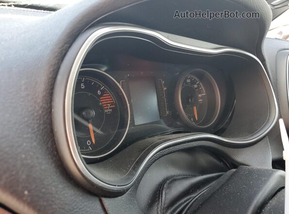 1C4PJLLB2KD318644 2019 JEEP CHEROKEE Silver Вид задніх сидінь
