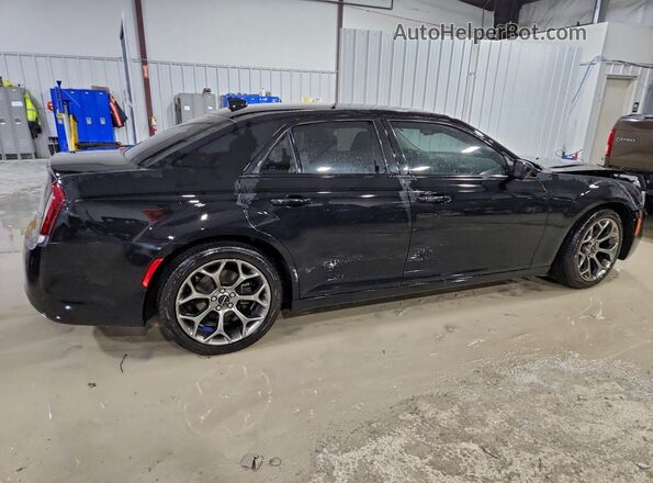 2C3CCAAG0JH320989 2018 CHRYSLER 300 Black Rear right