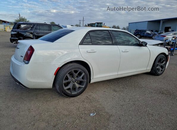2C3CCAAG3MH617419 2021 CHRYSLER 300 White 