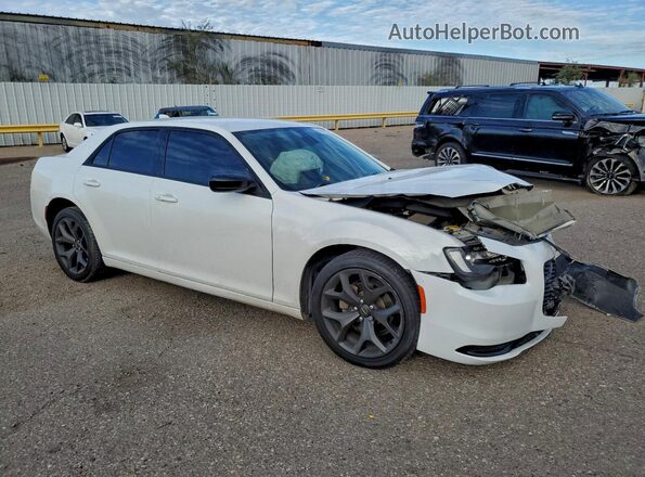 2C3CCAAG3MH617419 2021 CHRYSLER 300 White 