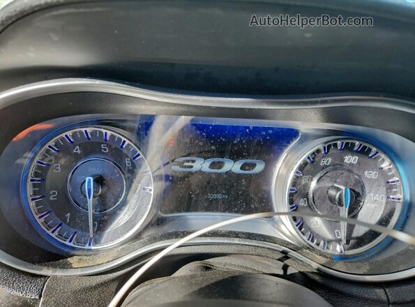 2C3CCAAG8NH221861 2022 CHRYSLER 300 White Instrument cluster view