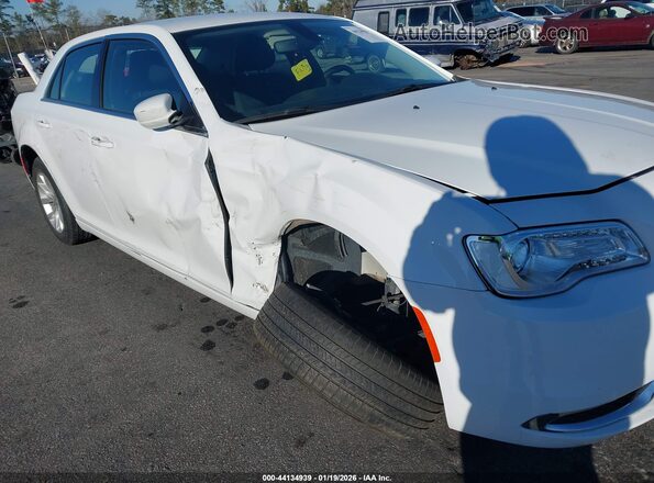 2C3CCAAG9PH538356 2023 CHRYSLER 300 White წინა ხედი