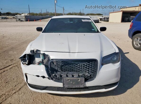2C3CCAAGXNH107585 2022 CHRYSLER 300 Белый Вид спереди