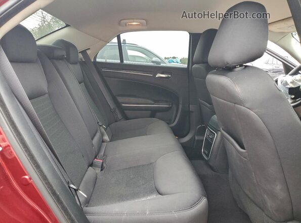 2C3CCAAGXPH706599 2023 CHRYSLER 300 Maroon Rear seats view