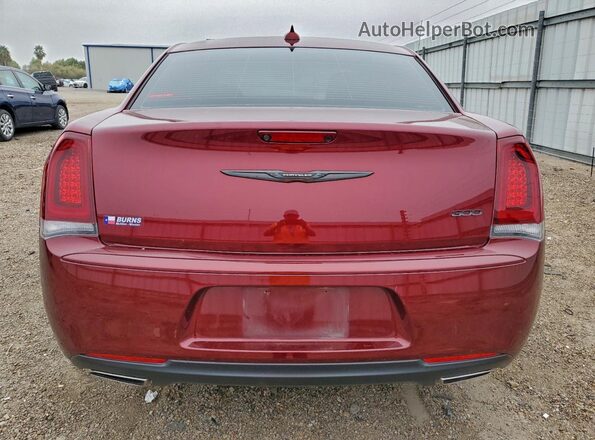2C3CCAAGXPH706599 2023 CHRYSLER 300 Maroon Rear view