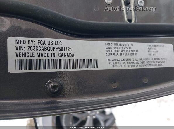 2C3CCABG0PH561121 2023 CHRYSLER 300 Gray Widok komory silnika