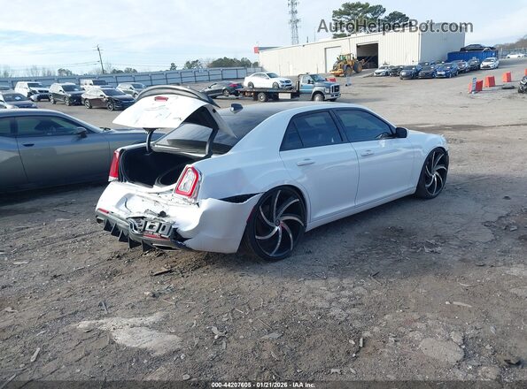 2C3CCABG2KH515525 2019 CHRYSLER 300 White უკანა მარჯვენა