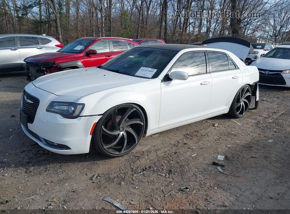 2C3CCABG2KH515525 2019 CHRYSLER 300 White წინა მარცხენა ხედი სამი მეოთხედიდან