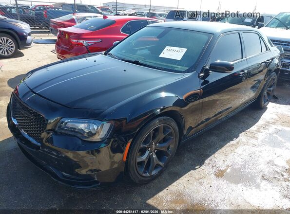 2C3CCABG4MH523919 2021 CHRYSLER 300 Black Առջևի ձախ երեք քառորդ տեսարան