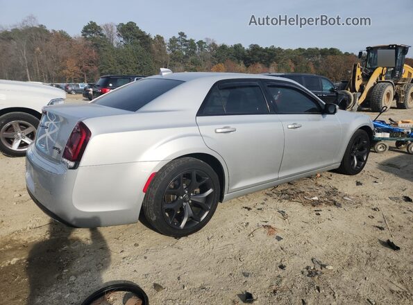 2C3CCABG8NH116347 2022 CHRYSLER 300 Серебряный Задняя правая четверть