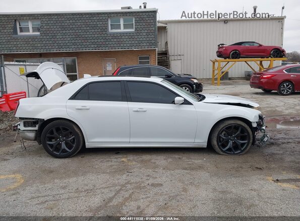 2C3CCABT1PH542185 2023 CHRYSLER 300 White 360 interior view