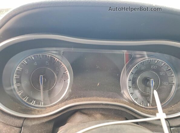 2C3CCAEG3GH190032 2016 CHRYSLER 300 Black Instrument cluster view