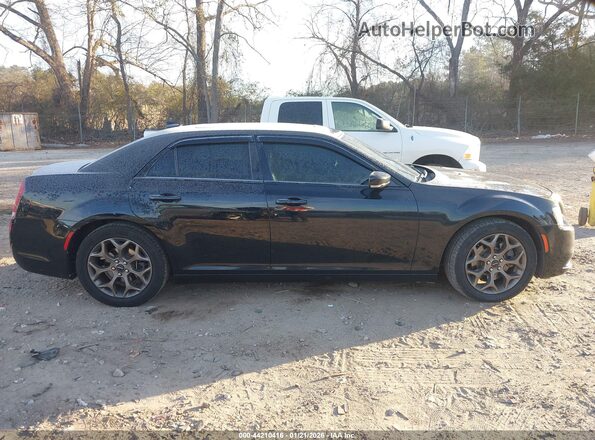 2C3CCAGGXGH298693 2016 CHRYSLER 300 Черный Вид задней части салона