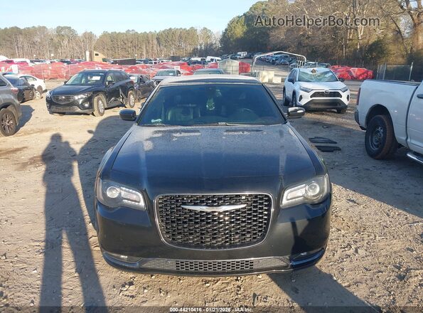2C3CCAGGXGH298693 2016 CHRYSLER 300 Черный Вид щитка приборов
