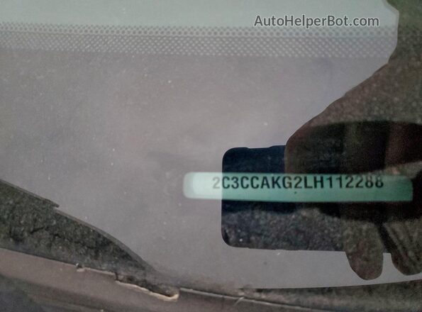 2C3CCAKG2LH112288 2020 CHRYSLER 300 Burgundy Вид підкапотного простору