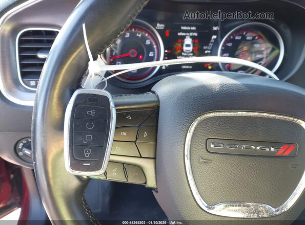 2C3CDXBG1JH114403 2018 DODGE CHARGER Красный Вид панели приборов