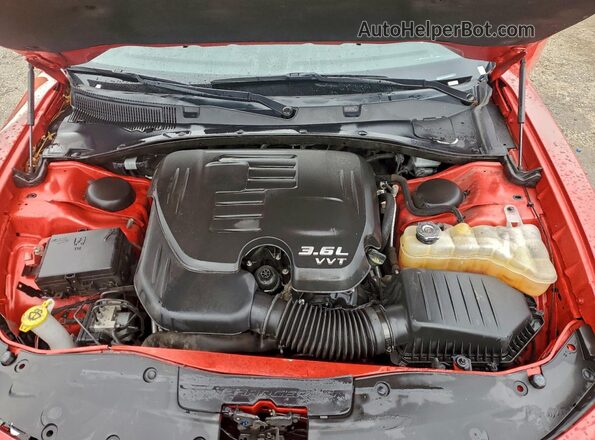 2C3CDXBG2NH234572 2022 DODGE CHARGER Red Вид задньої частини салону
