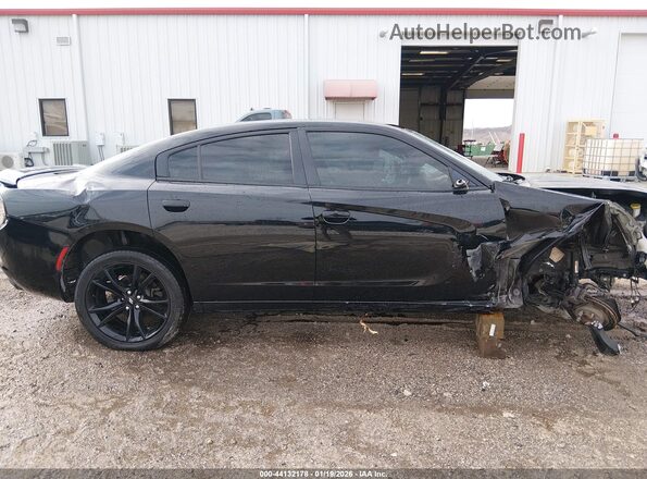 2C3CDXBG7JH157806 2018 DODGE CHARGER Black ხელსაწყოთა პანელის ხედი
