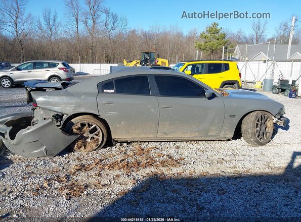 2C3CDXGJ2HH643776 2017 DODGE CHARGER Gray Widok wnętrza z tyłu