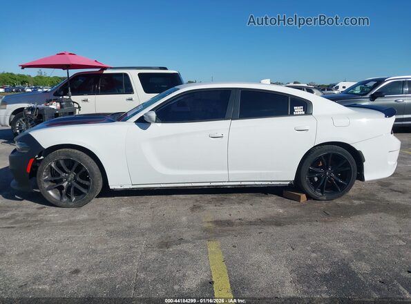 2C3CDXGJ2KH646734 2019 DODGE CHARGER White Rear interior view