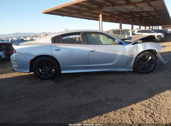 2C3CDXGJXKH740165 2019 DODGE CHARGER Silver Rear interior view