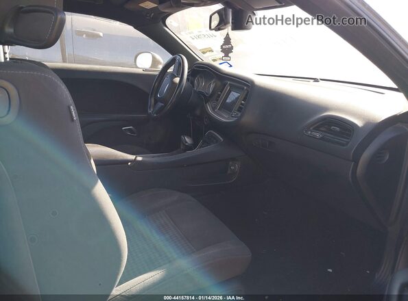2C3CDZAG0KH694211 2019 DODGE CHALLENGER Black Front interior view