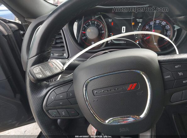 2C3CDZAG6LH240353 2020 DODGE CHALLENGER Black Widok deski rozdzielczej