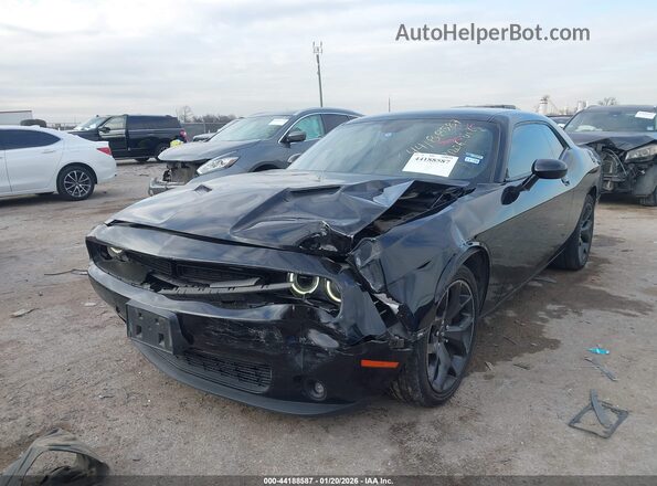 2C3CDZAG6LH240353 2020 DODGE CHALLENGER Black Widok z przodu