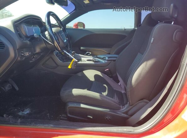 2C3CDZBT7LH118399 2020 DODGE CHALLENGER Red წინა სალონის ხედი
