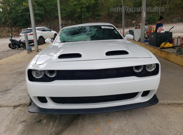 2C3CDZC91KH750333 2019 DODGE CHALLENGER White Widok z przodu