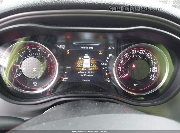 2C3CDZFJ0PH629127 2023 DODGE CHALLENGER Фиолетовый Вид задних сидений
