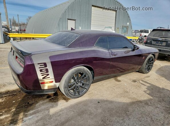 2C3CDZFJXNH245871 2022 DODGE CHALLENGER Purple Trasero derecho