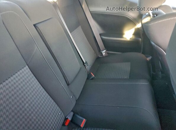 2C3CDZJGXMH573785 2021 DODGE CHALLENGER Фиолетовый Вид задних сидений