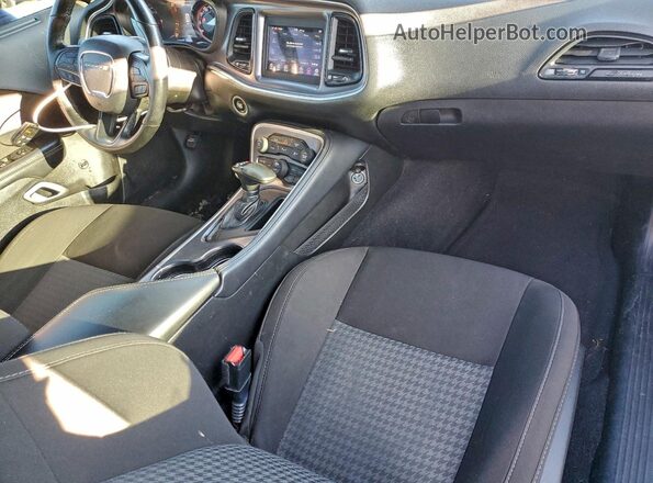 2C3CDZJGXMH573785 2021 DODGE CHALLENGER Фиолетовый Вид панели приборов