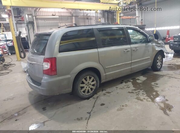 2C4RC1BG2GR118713 2016 CHRYSLER TOWN & COUNTRY Silver Tył prawy