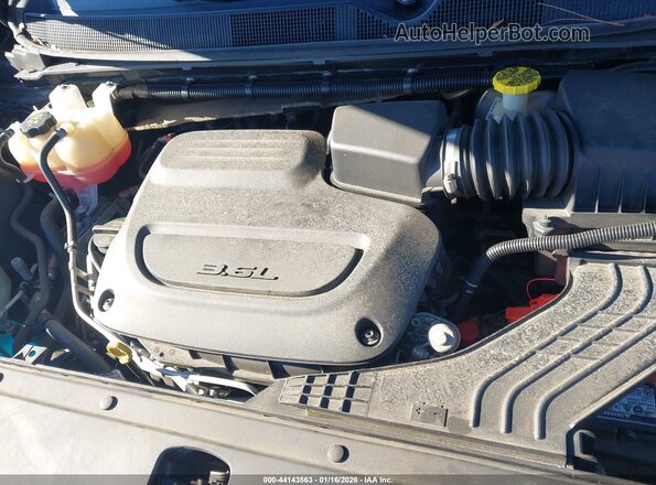 2C4RC1BG2MR589059 2021 CHRYSLER PACIFICA Gray Widok komory silnika