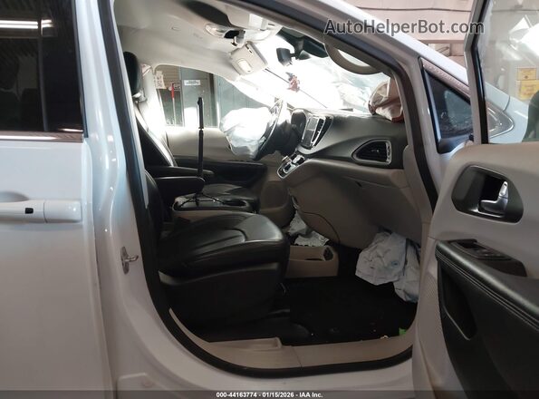 2C4RC1BG2PR524331 2023 CHRYSLER PACIFICA White Widok wnętrza z przodu