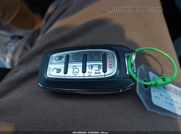 2C4RC1BG2RR159300 2024 CHRYSLER PACIFICA Silver Вид панелі приладів