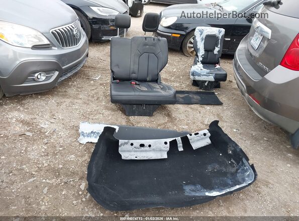 2C4RC1BG2TR172183 2026 CHRYSLER PACIFICA Black Vista del cuadro de instrumentos