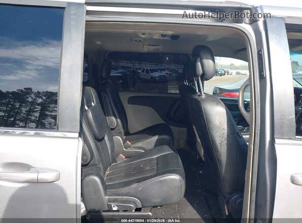 2C4RC1BG3GR252985 2016 CHRYSLER TOWN & COUNTRY Gray Вид наклейки з VIN-кодом