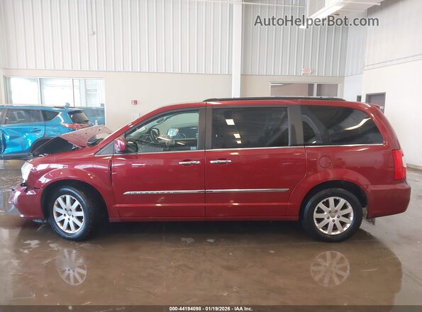 2C4RC1BG7GR199434 2016 CHRYSLER TOWN & COUNTRY Red სალონის 360-გრადუსიანი ხედი
