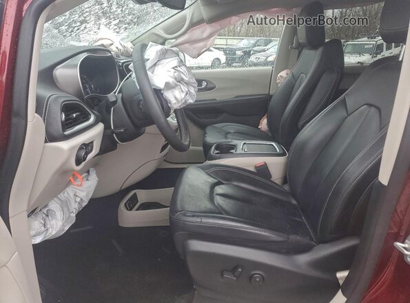 2C4RC1BG7PR501126 2023 CHRYSLER PACIFICA Burgundy Vista interior delantera