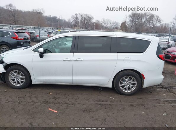 2C4RC1CG0NR105065 2022 CHRYSLER VOYAGER White 