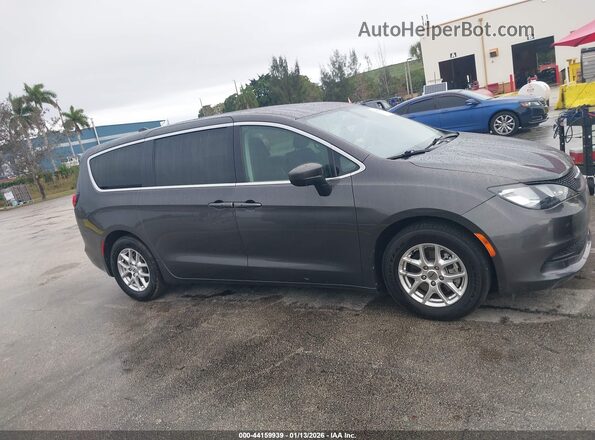 2C4RC1CG1NR105561 2022 CHRYSLER VOYAGER Gray Вид задньої частини салону