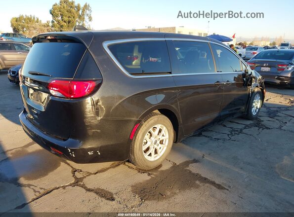 2C4RC1CG1PR548344 2023 CHRYSLER VOYAGER Black Задня права чверть