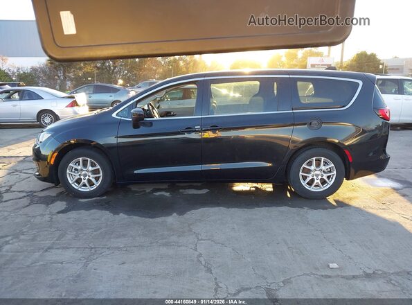 2C4RC1CG1PR548344 2023 CHRYSLER VOYAGER Black 