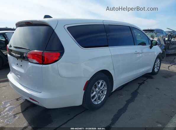 2C4RC1CG2PR534548 2023 CHRYSLER VOYAGER Белый Задняя правая четверть