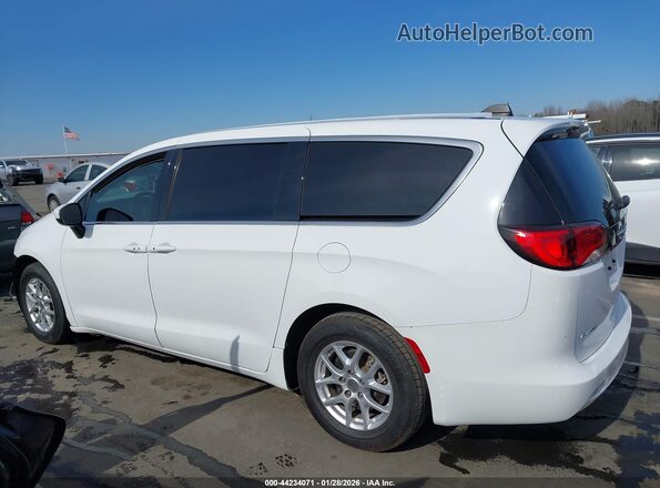 2C4RC1CG2PR534548 2023 CHRYSLER VOYAGER Белый Панорамный вид салона 360°