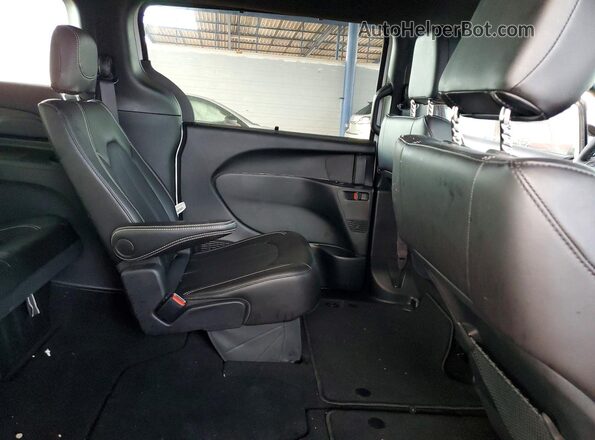 2C4RC1CG2SR535076 2025 CHRYSLER VOYAGER White Սալոնի հետևի տեսք