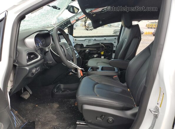 2C4RC1CG2SR571530 2025 CHRYSLER VOYAGER White Вид салону спереду
